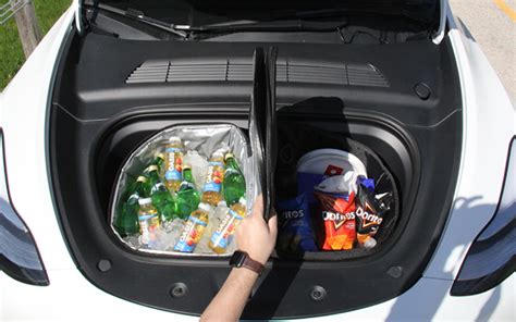 Model Y Frunk Cooler Food Bag Tesloid Canada