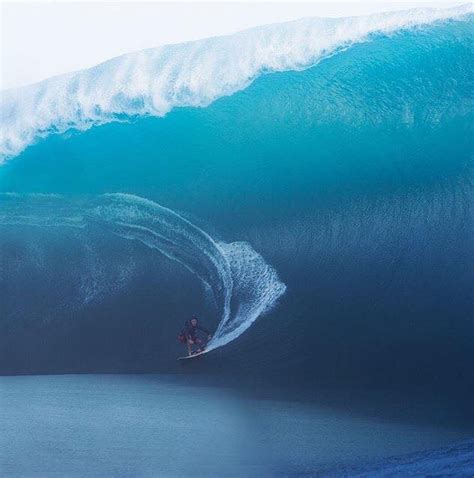 Swell Gigante Atinge Teahupoo Radicais O Globo