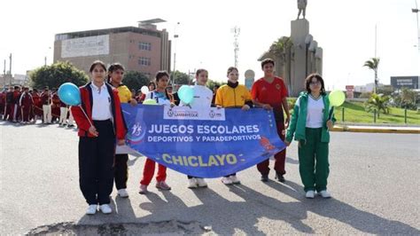 Con Vistoso Pasacalle Iniciaron Los Juegos Escolares Deportivos Y