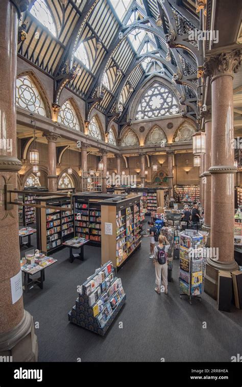Waterstonesthe Wool Exchange 10 Hustlergate Bradford Bd1 1bl Built