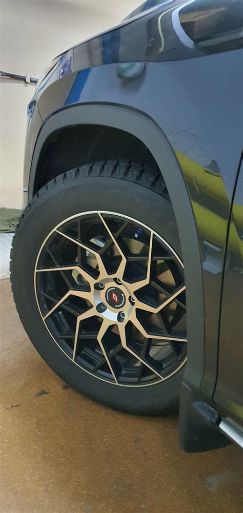 Нештатная резина — Lexus RX (4G), 2 л, 2022 года | шины | DRIVE2