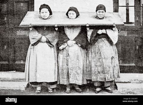 Old Photograph Of Women Prisoners In The Shanghai Prison China Old