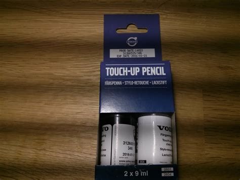 Купил краску для сколов — Volvo S40 (1G), 1,8 л, 2004 года | своими ...