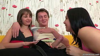 Trío con sexo duro XVIDEOS