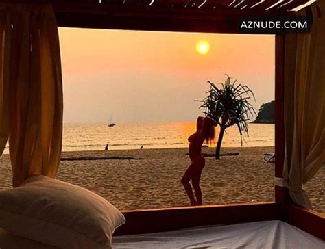 BERNA ARICI Nude AZNude