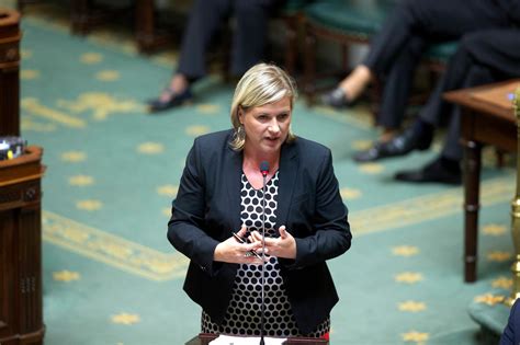 Sanction Plus Lourde Pour Le Revenge Porn