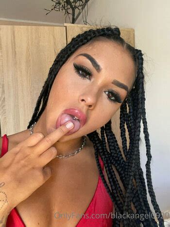 Valaki Blackangel0920 Blackangel0920 Kardosvirag Nude Leaks