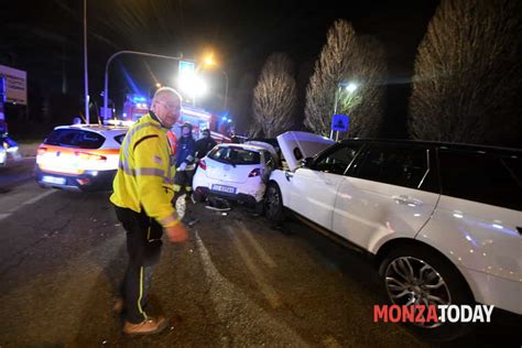 Ubriaco Invade La Corsia Opposta Maxi Incidente A Lesmo