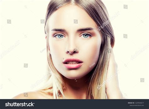 Beauty Closeup Portrait Model Girl Nude Stock Photo Shutterstock