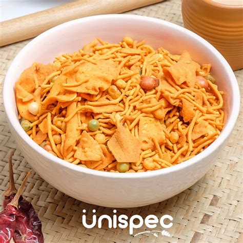 Spicy Garlic Mixture Namkeen At Rs Kg Hot N Spicy Namkeen In Dindori ID