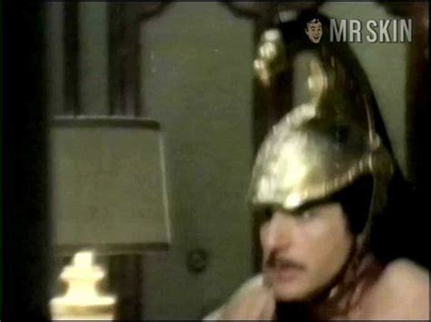 Top Quel Movimento Che Mi Piace Tanto Nude Scenes Sexiest Pics Clips Mr Skin