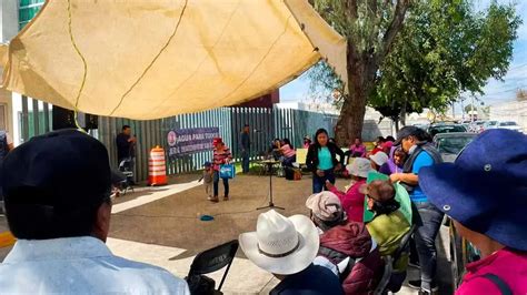 Integrantes De Antorcha Campesina Protestan En Pachuca