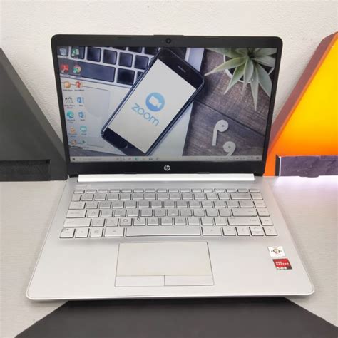 Jual Laptop Hp 14s Dk Amd Athlon Silver 3050U RAM 4 GB SSD 512GB