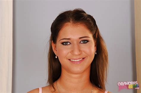 Sexy Teen Babe On High Heels Linda Ray Taking Off Her Clothes Porn Pictures Xxx Photos Sex