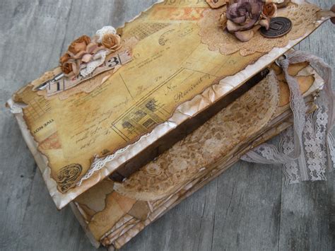 Heirloom Anthology: Timeless Keepsake Box