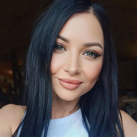 Hot Woman Olesya From Kiev Ukraine I Am A Person Who Values Sincerity Openness And Mutual