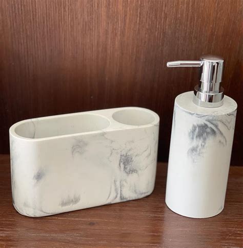 Kit Banheiro Tok Stok - Kit Banheiro em Resina Padrão Mármore Tok&stok. | Item de Decoração Tok ...