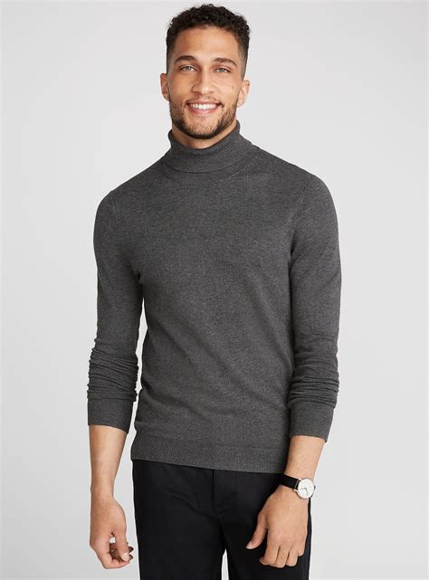 Classic Turtleneck Sweaters for Men