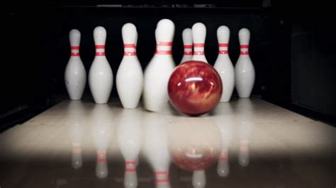 1100 10 Pin Bowling Klip Video Video Stok Dan Rekaman Bebas Royalti