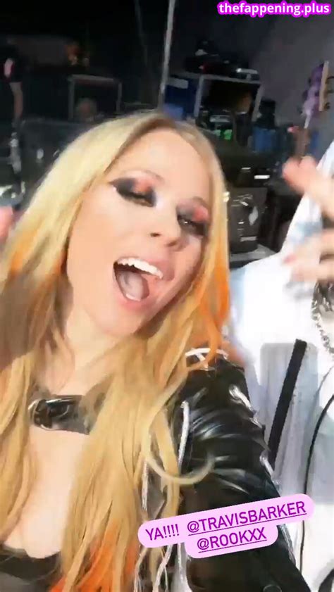 Avril Lavigne AvrilLavigne Nude OnlyFans Photo The Fappening Plus