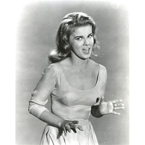 Ann Margret Wearing A Dress In Classic Portrait Photo Print 8 X 10