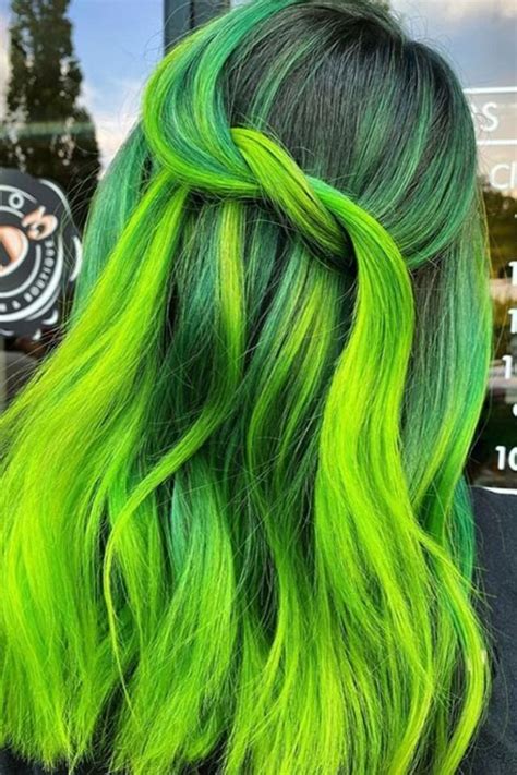 29 Halloween Hair Ideas To Get You Ready For Spooky Szn Halloween