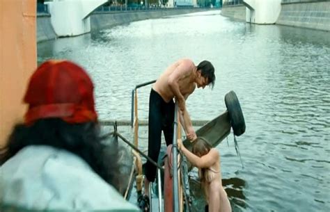 Nude Video Celebs Yuliya Peresild Nude Korotkoe Zamykanie 2009