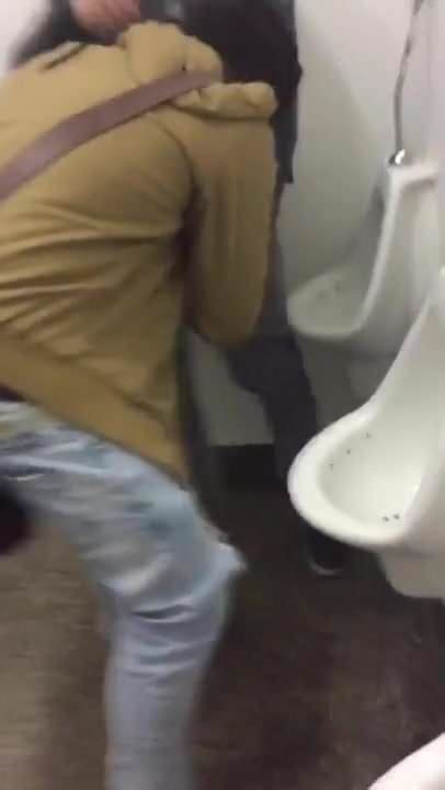 Banheiro E Putaria Entre Os Lekes Gay Porn 9d XHamster XHamster