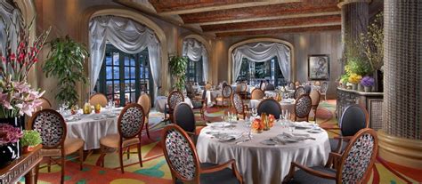 Where To Eat At The Bellagio Las Vegas- Best Restaurants at the ...