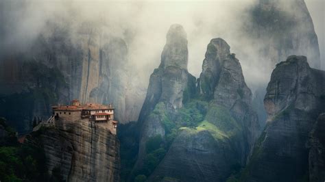 Roussanou Monastery (Meteora, Greece) - backiee