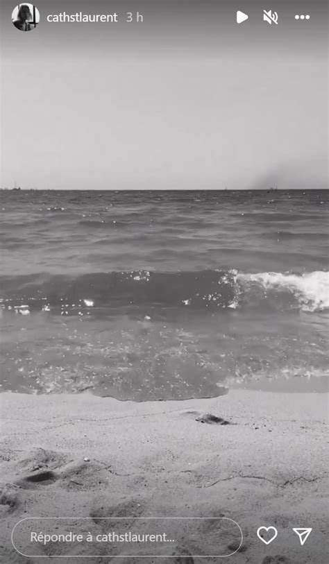 Catherine St Laurent Sublime En Bikini La Plage En Espagne