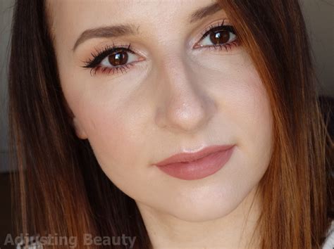 Review Nyx Slim Lip Pencil Nude Beige Mauve Mahogany Adjusting Beauty