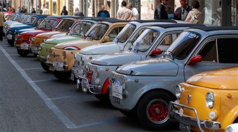 Raduno Delle Storiche FIAT 500 A Sabaudia Un Evento Tra Cultura E