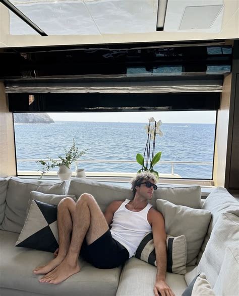 Pin by Nickson Nguyễn on Summer of love Model life Cute gay couples Super rich kids