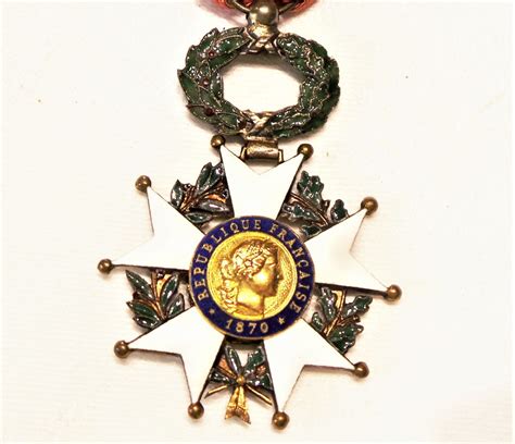 Proantic MEDAILLE DE CHEVALIER DE LA LEGION D HONNEUR 1870 III RE