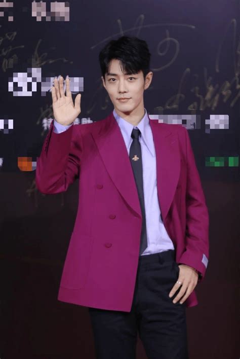 Khung H Nh Hot Cbiz Th I T Cbiz Tr N Phi V S C Nguy T T N V Ng H C L N T Ti U Chi N