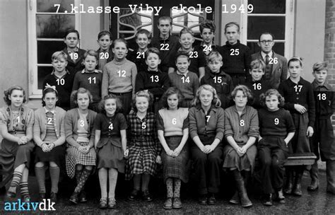 Arkiv Dk Klassebillede Viby Skole 1949 99 4 Billede Med 26 Personer