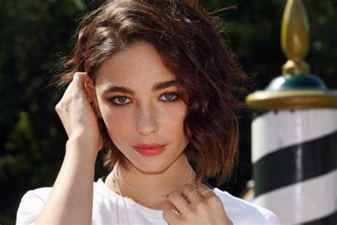 Matilda De Angelis la vacanza al mare è hot lo scatto in topless manda in tilt i fan La