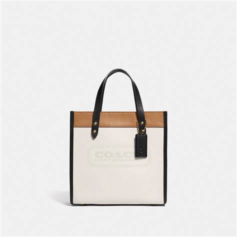 Field Tote 22 In Colorblock With Coach Badge Coach®