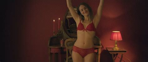 Nude Video Celebs Julia Mugnier Nude Lorsque Les Femmes Aiment Le Rouge