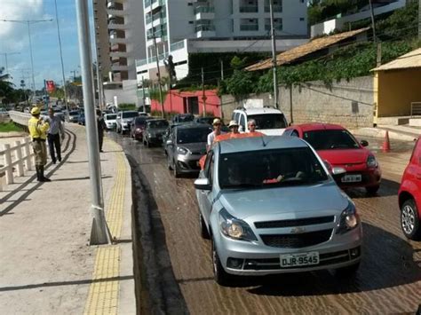 G Nova Interdi O Deixa Tr Nsito Lento Na Via Costeira Em Natal