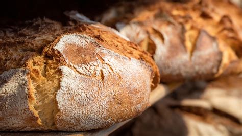 The Reason Yeast Makes Bread Smell So Good