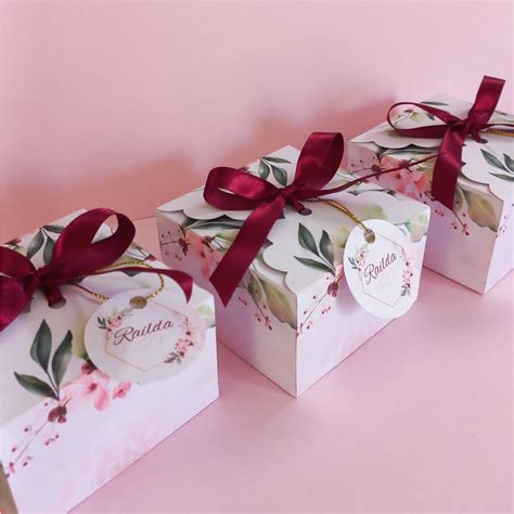 Presente Para 60 Anos Feminino - Kit Lembrancinhas 60 Anos Floral Marsala | Caixa Personalizada para ...