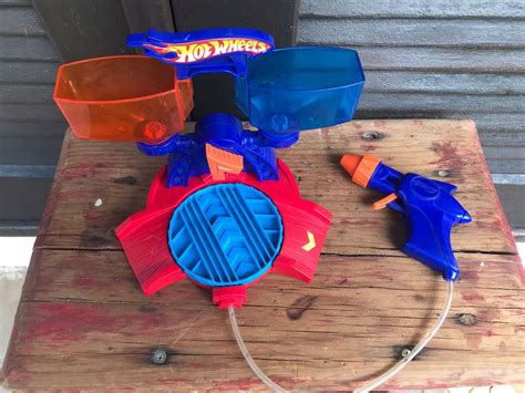 Pista Hot Wheels Tanques Transformadores Color Shifters Brinquedo Mattel Usado Enjoei