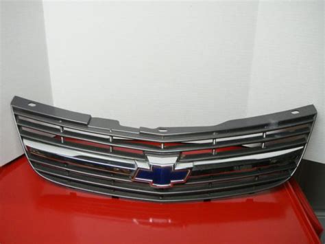 Find 2005 Chevrolet Impala Grill With Emblem Used In Columbus
