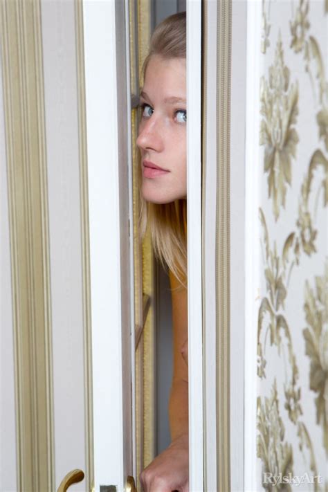 Leggy Firm Nude Blonde Exposed Porn Pictures XXX Photos Sex Images 2931186 PICTOA