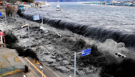 Japan’s Tsunami: Caught on Camera – VideoNeat
