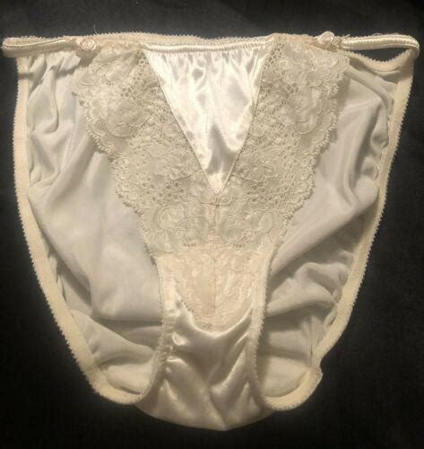 Victoria S Secret String Bikini Second Skin Lace Vintage Panties Size Medium M