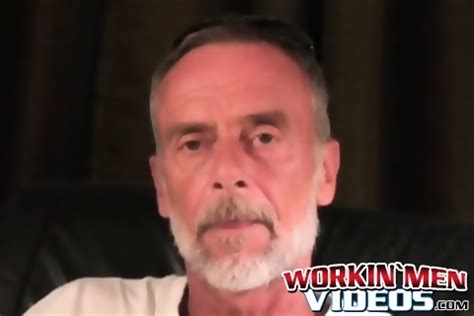 Hairy Amateur Jizzes All Over His Belly After Masturbating