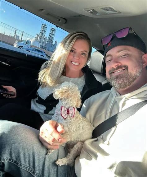 We Are A Couple Seeking To Pay A Man To Have Sex With Me Read Description For More